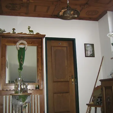 Haus Rosswiese 아파트 스트로블